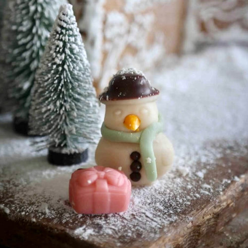 snømann figur snowman  marsipanfigur marsipangris  julemarsipan