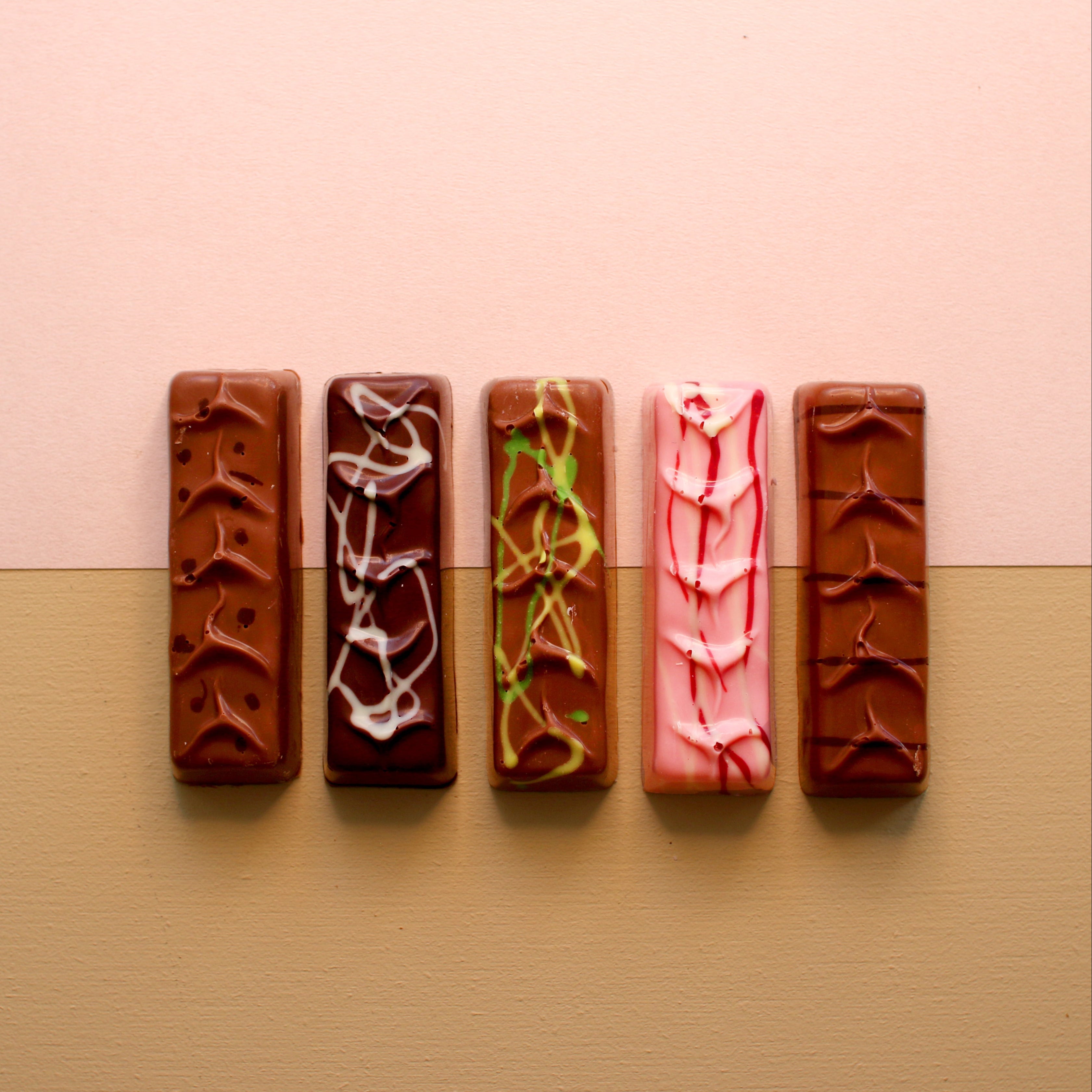 kokos kokoskrem kokosgianduja mørk sjokolade cocco coco glutenfri dessert luksus sjokoladegave julegavetrendbarsjokolade trendy