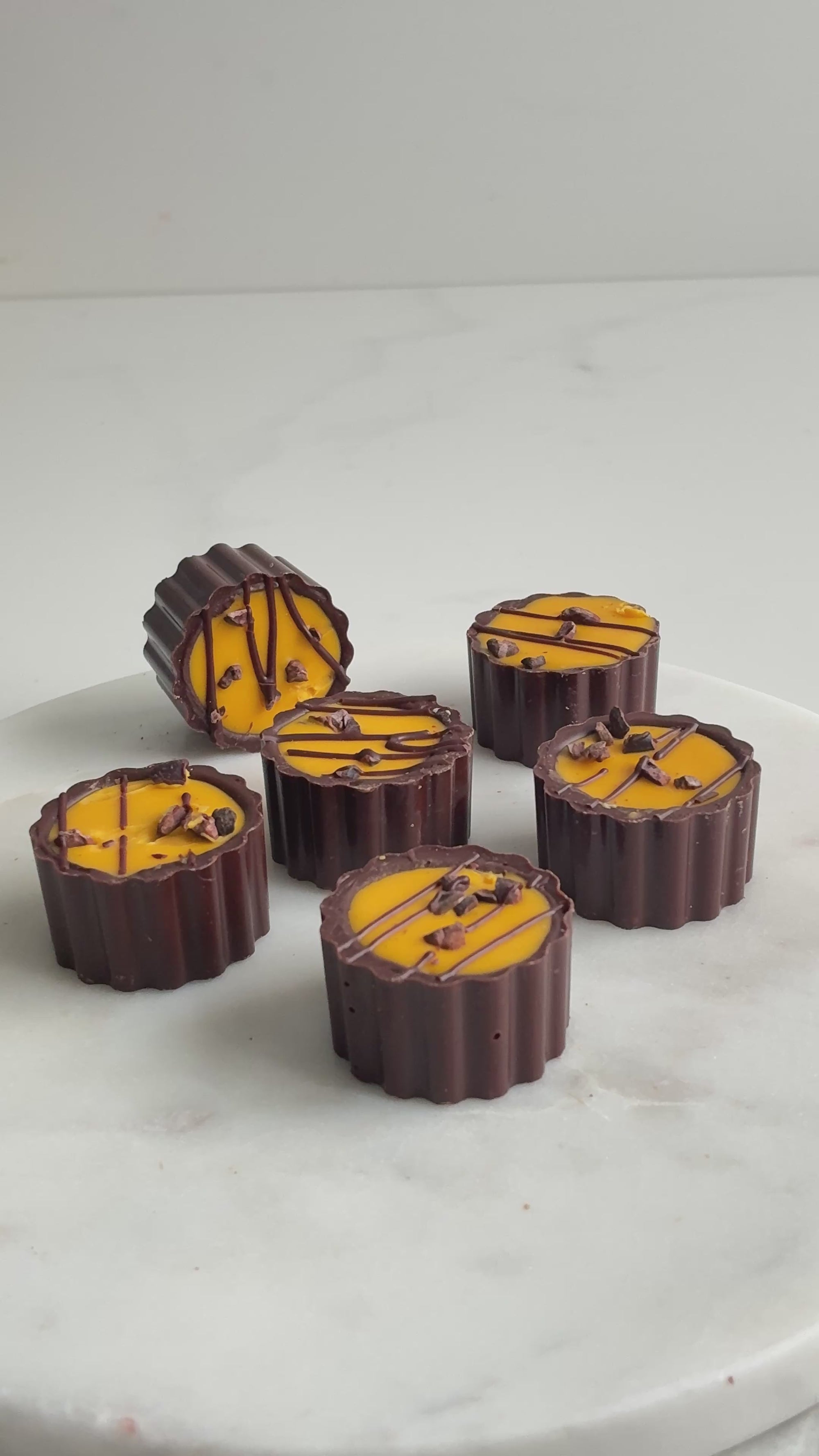 Petit Four 6 pk – Marsipan med appelsinkrem